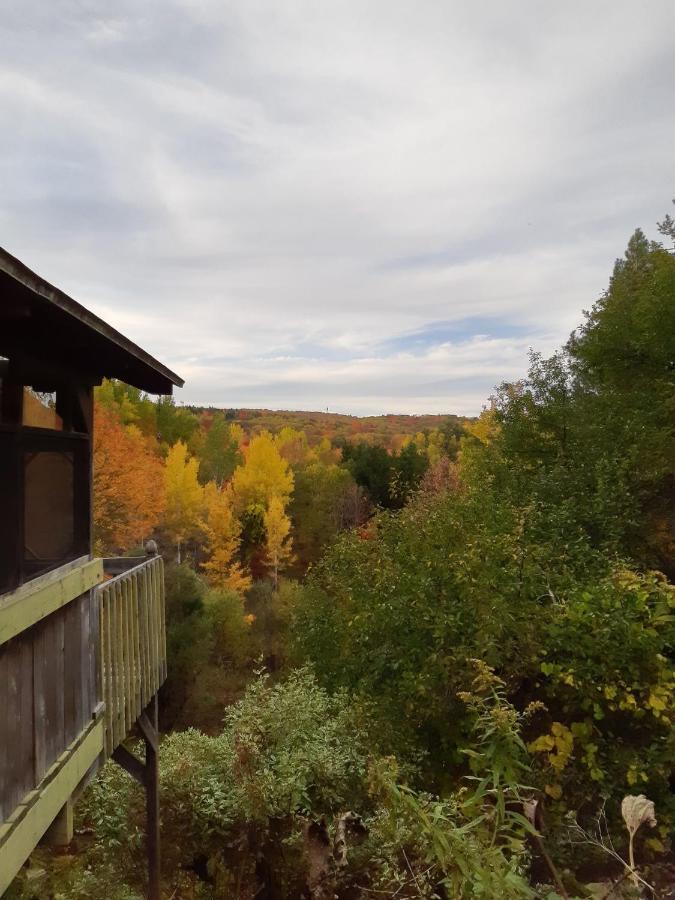 Auberge Ma Maison Sainte-Melanie Buitenkant foto