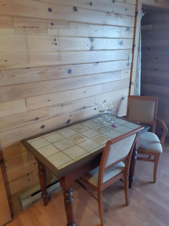 Auberge Ma Maison Sainte-Melanie Buitenkant foto