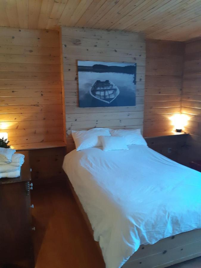 Auberge Ma Maison Sainte-Melanie Buitenkant foto