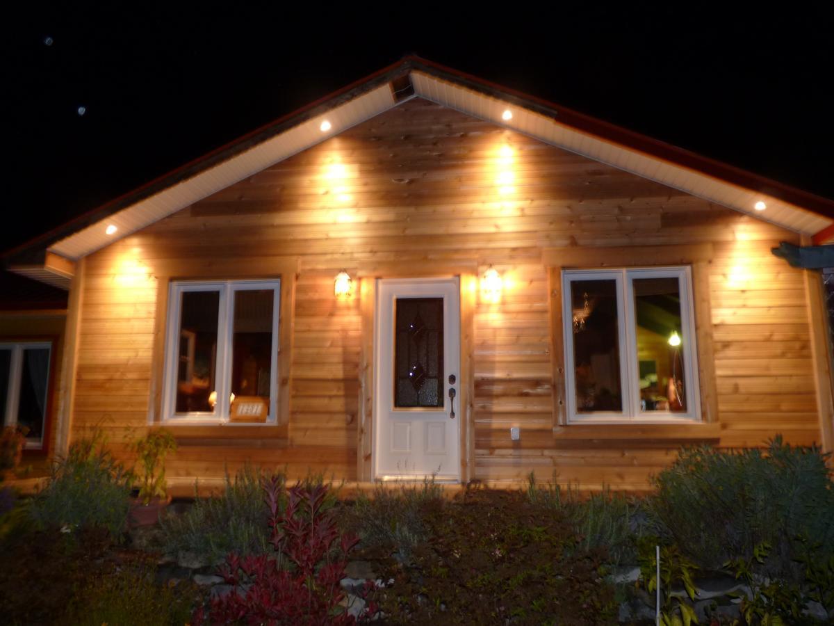 Auberge Ma Maison Sainte-Melanie Buitenkant foto